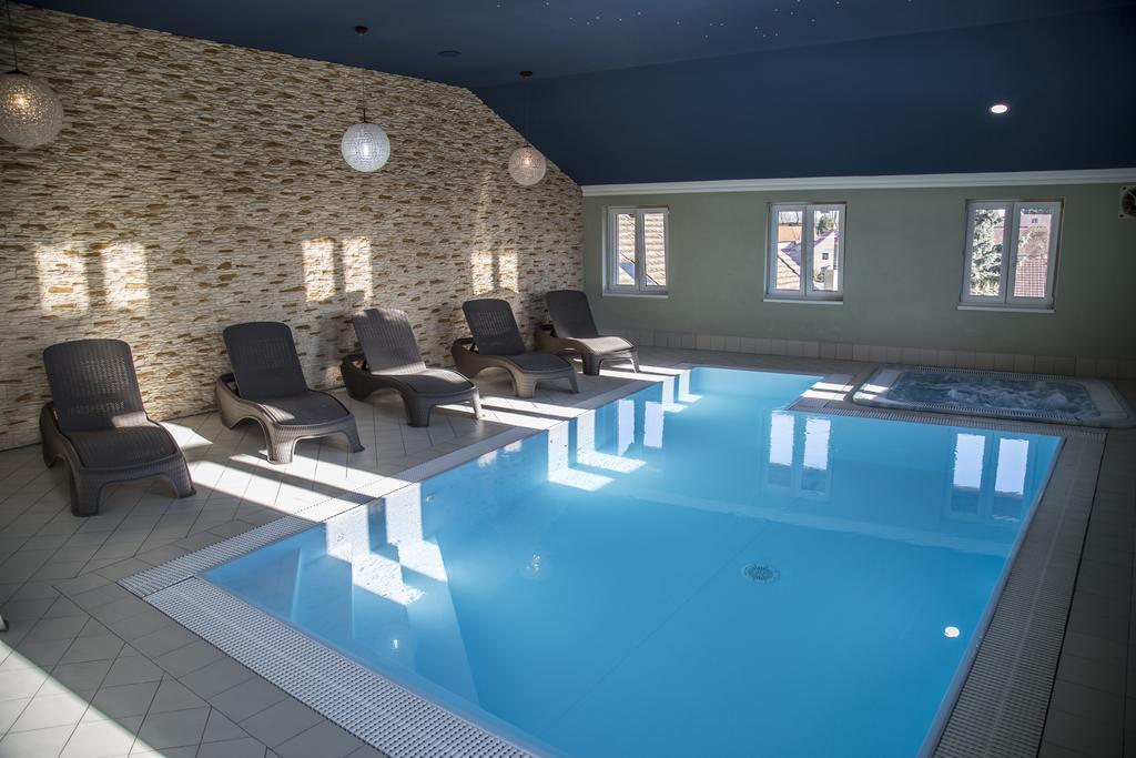 Amalka U Ripu Otel Straškov Dış mekan fotoğraf